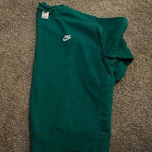 emerald green Nike crewneck sweatshirt. XL